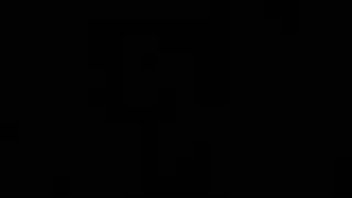 تنادي اخيها لينيكها