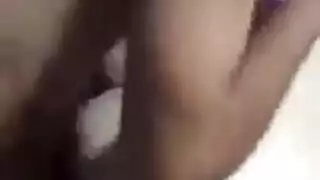 احد ومعيار اتنين وحده بتتنك والتني بتصور