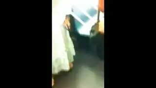 الأندونيسية المتعري مرح