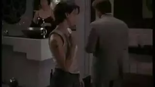 جنس صريح في المرآب: مغامرة الزوجة الساخنة