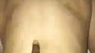 الرجل الأسود يمارس الجنس مع فاتنة تايلندية جميلة ، ياسمين جاي طوال الليل ، في غرفة نومها