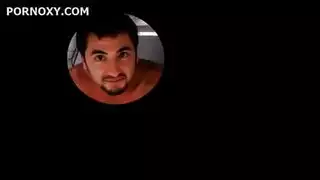 تربية حظيرة: شقراء تأخذ قضيب حيوان