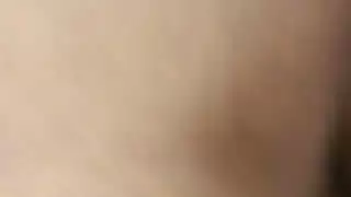 أول شيواست روست لي مع صديق مقرب