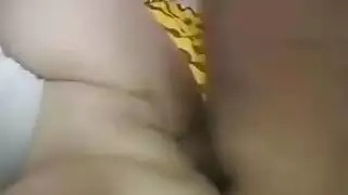 سائق باص هندي يمارس الجنس بقوة مع امرأة خليجية ناضجة