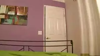 فيرونيكا أفلوف وميشيل توماس يهاجمان مهبل جود الضيق كفريق