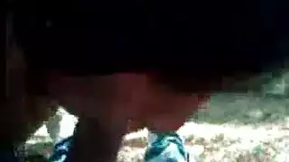 لبوه مصريه وعشيقها تتفاجىء بصاحبه معاه يصورهم ويقلعها البنطلون بالعافيه ويقول هنيكك بردو يا كس امك