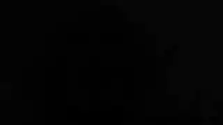 حذاء شاب سجن